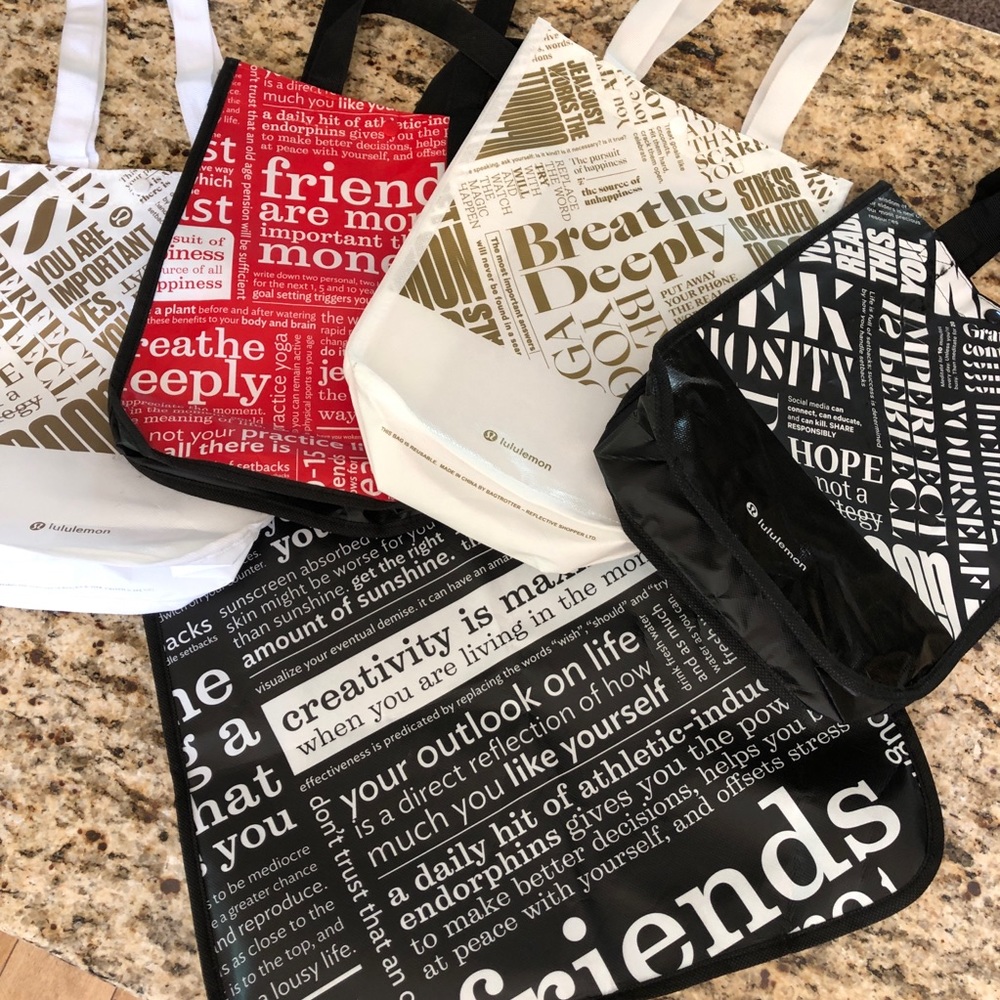 🌸 Set of 5 Lululemon Bags